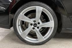 Audi A4 Avant Photo 5