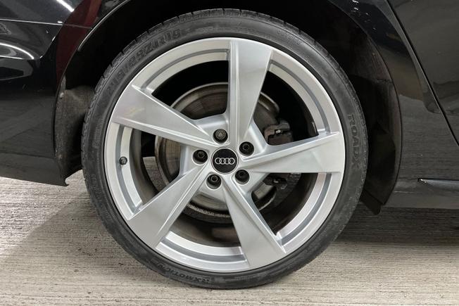 Audi A4 Avant Photo 5