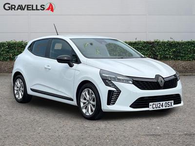 Used 2024 Renault CLIO 1.0 TCe evolution Hatchback 5dr Petrol Manual Euro 6 (s/s) (90 ps) White at Gravells
