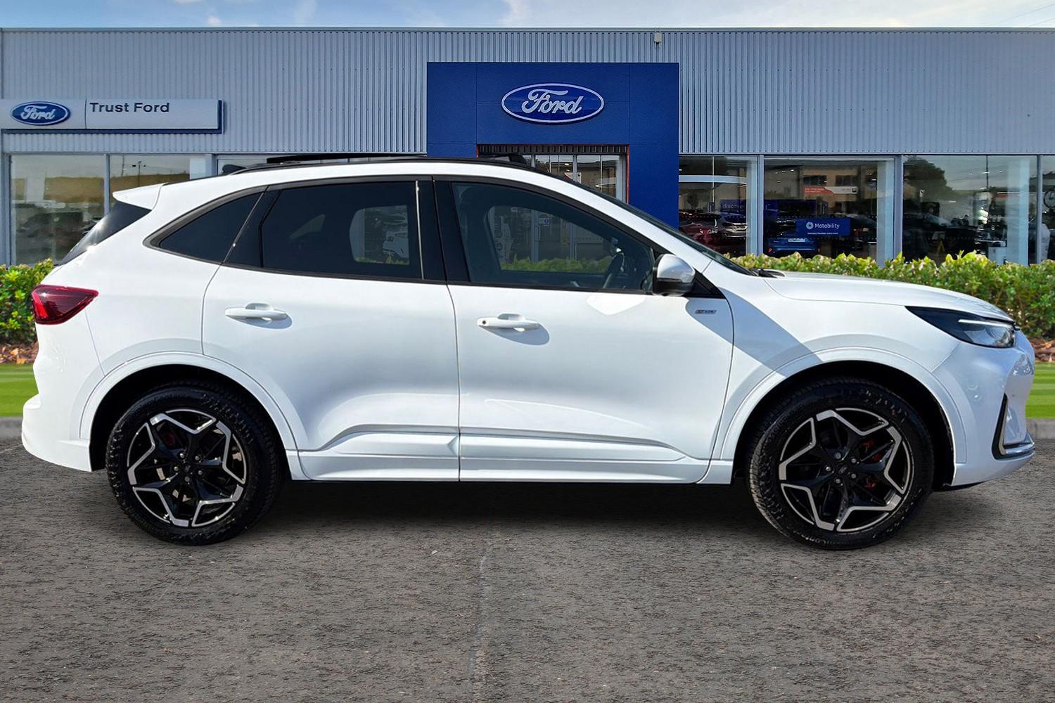 Ford Kuga Photo 2