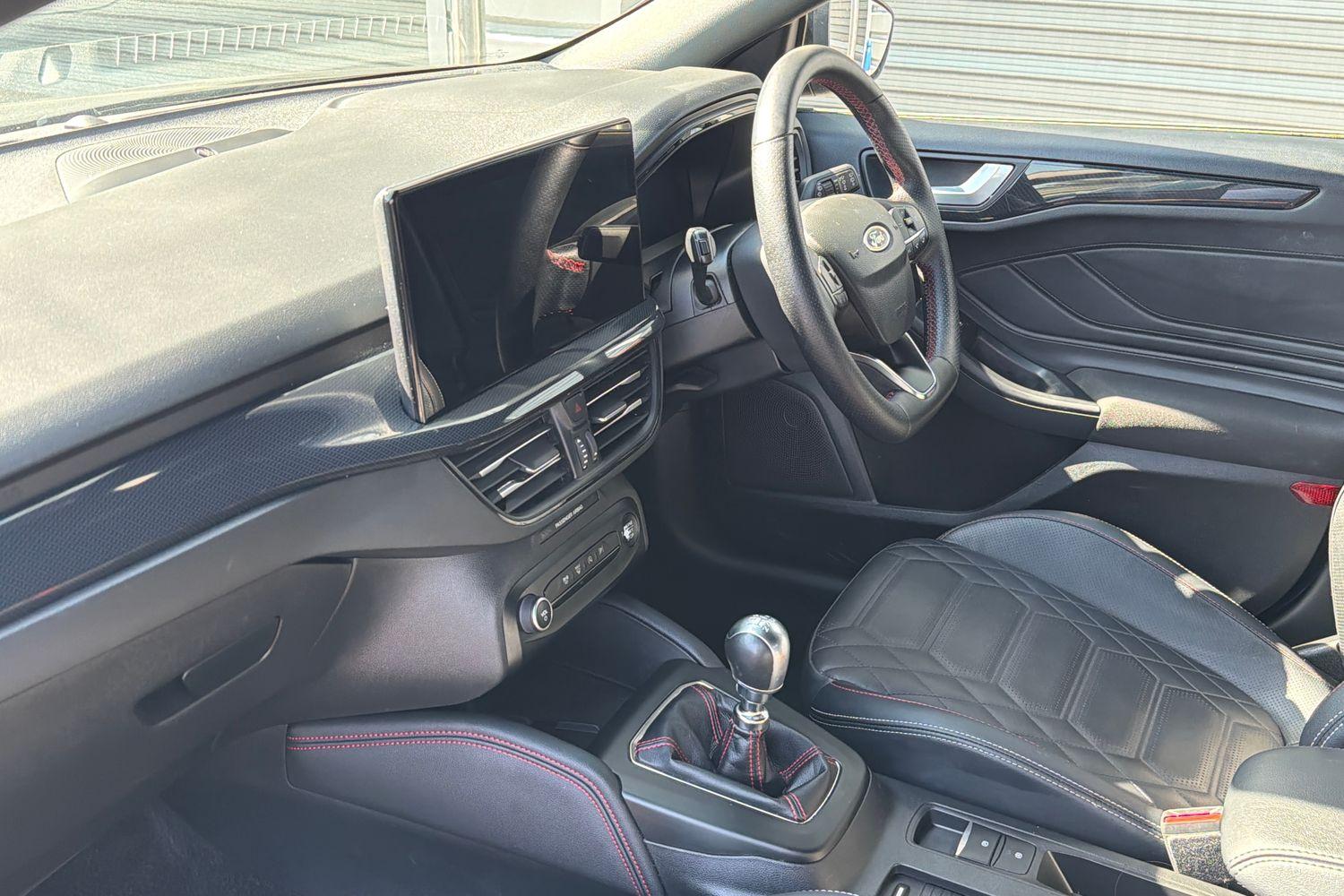 Ford FOCUS Photo 17