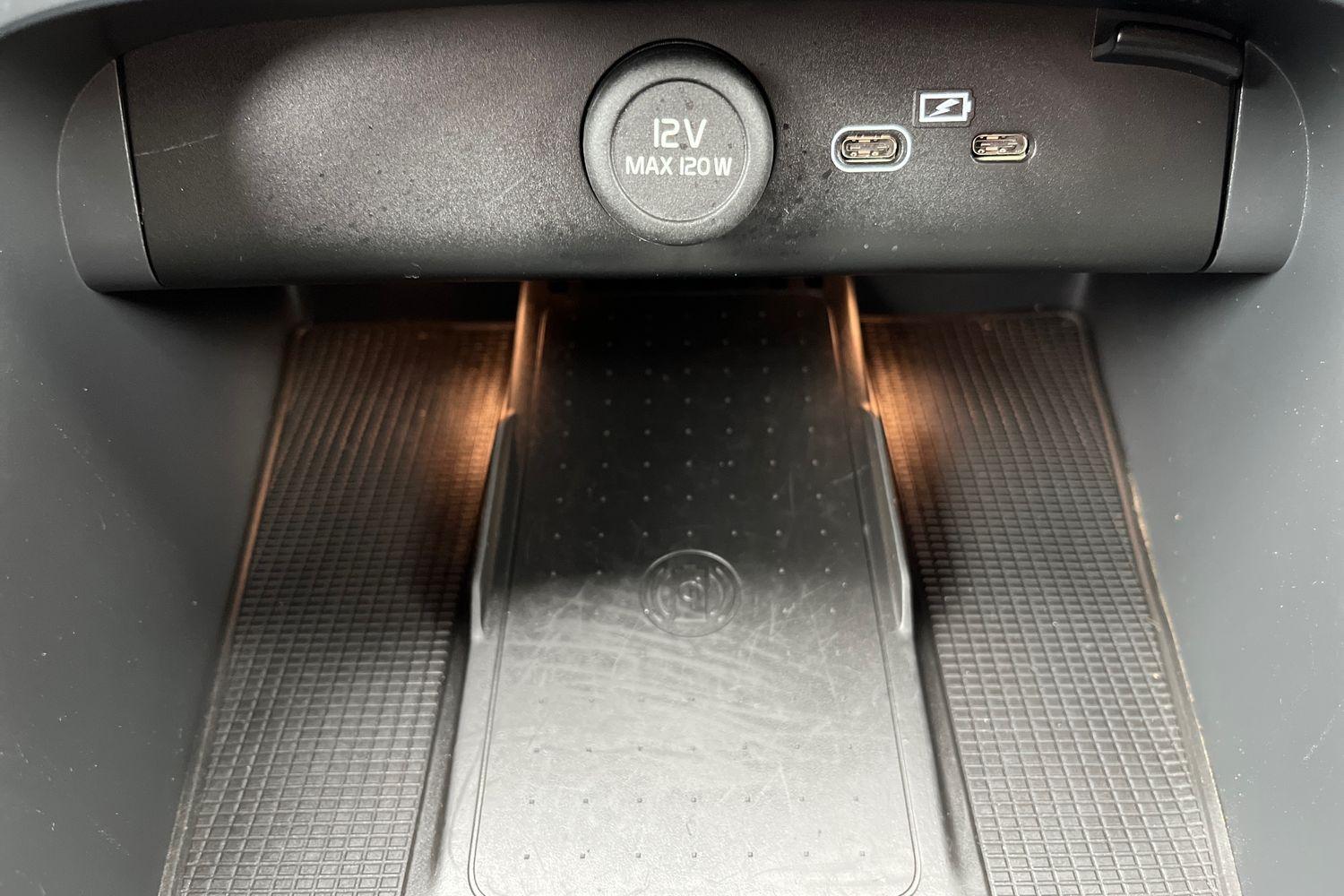 Volvo XC40 Photo 31