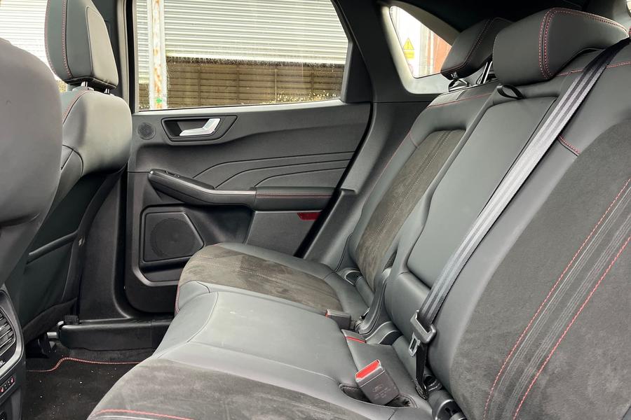 Ford KUGA Photo autoimg-e047d108ac547566410ed05872fbfd7f31d3d262.jpg
