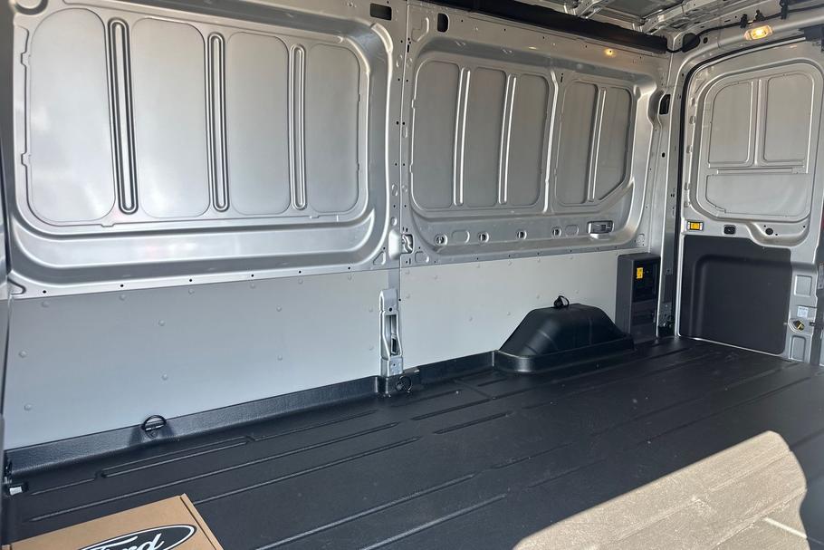 Used Ford E-TRANSIT MJ75CVE 4