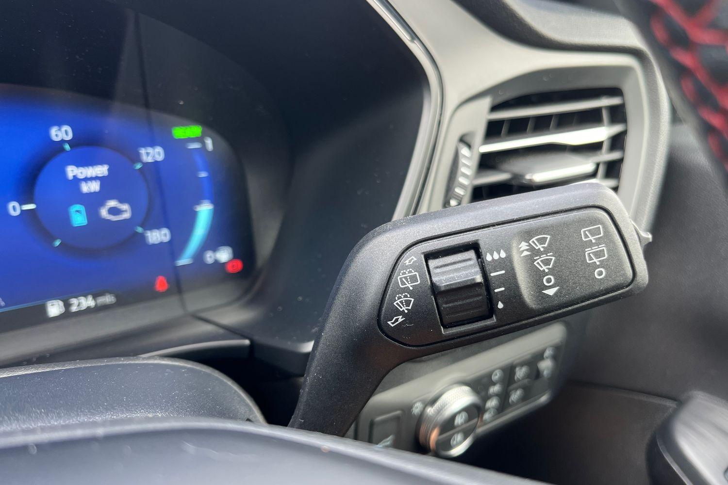 Ford KUGA Photo 14