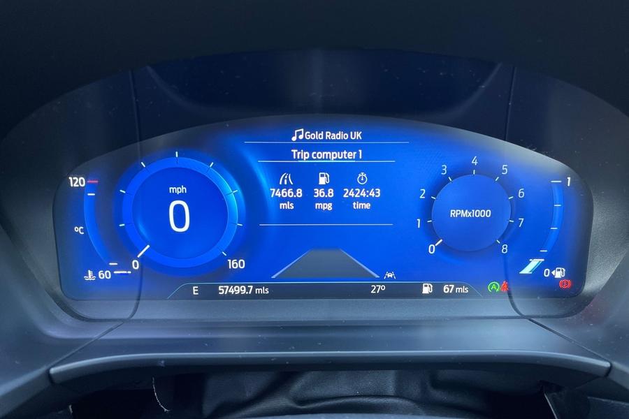 Ford Kuga Photo autoimg-e04f30fcf36554c930870baead039cf8f2358b1a.jpg