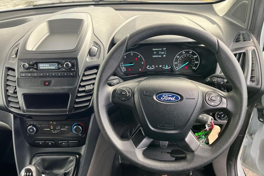 Ford TRANSIT CONNECT Photo autoimg-e054300f4e528f64e5f680a80ae540589a0e3754.jpg