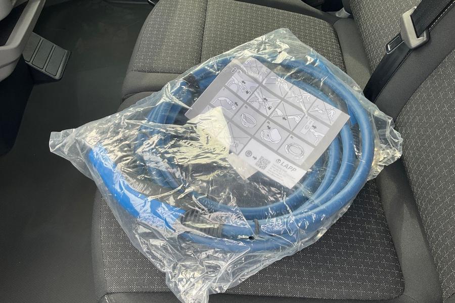 Ford E-Transit Custom Photo autoimg-e0560a05b876b1abada801b72d4154d47873df2b.jpg