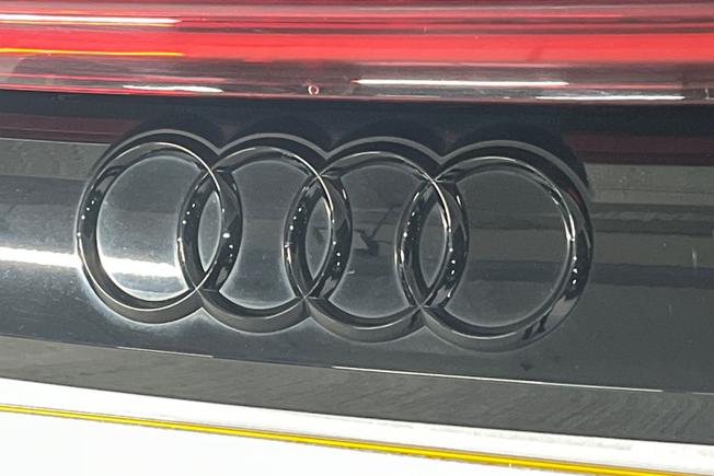 AUDI Sq8 Photo 35