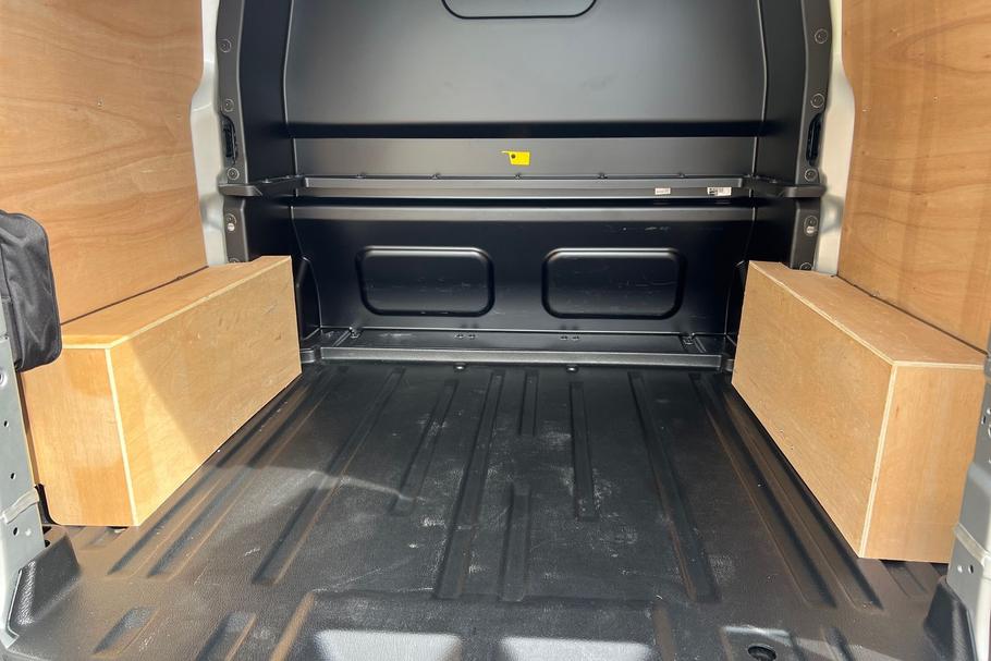Used Ford TRANSIT CUSTOM LB75VGL 26
