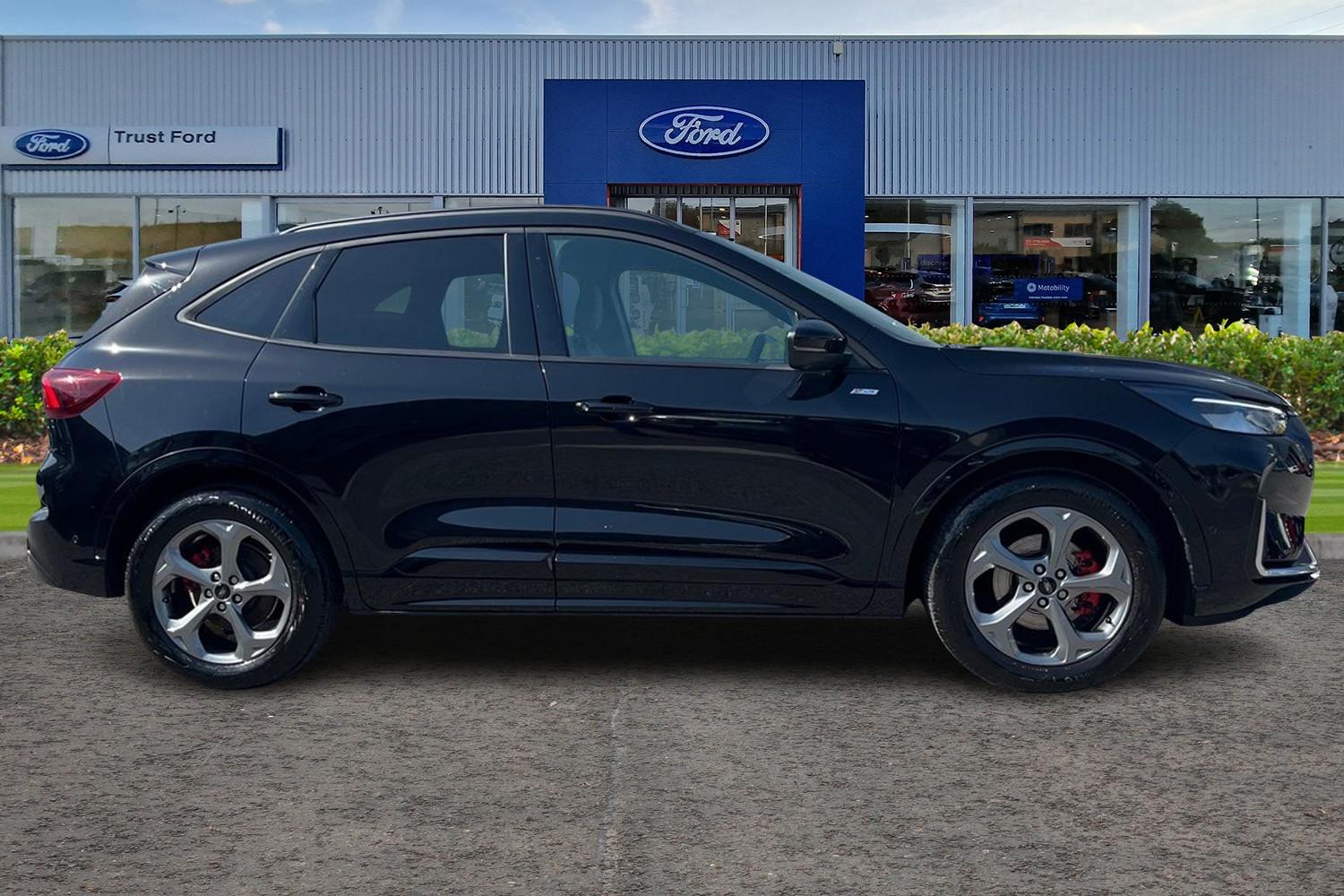 Ford KUGA Photo 2