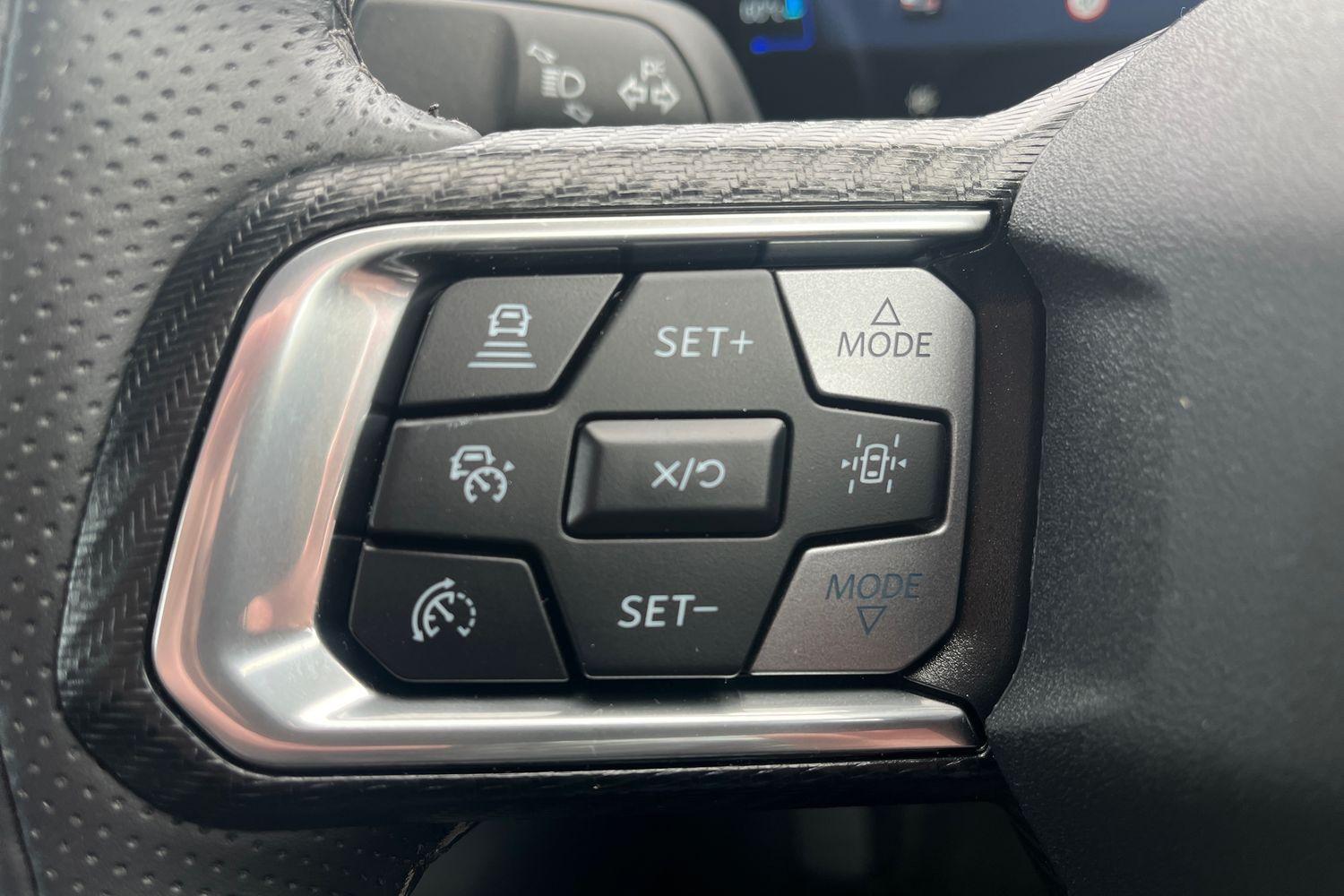 Ford MUSTANG Photo 27