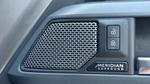 Land Rover Defender Photo 23