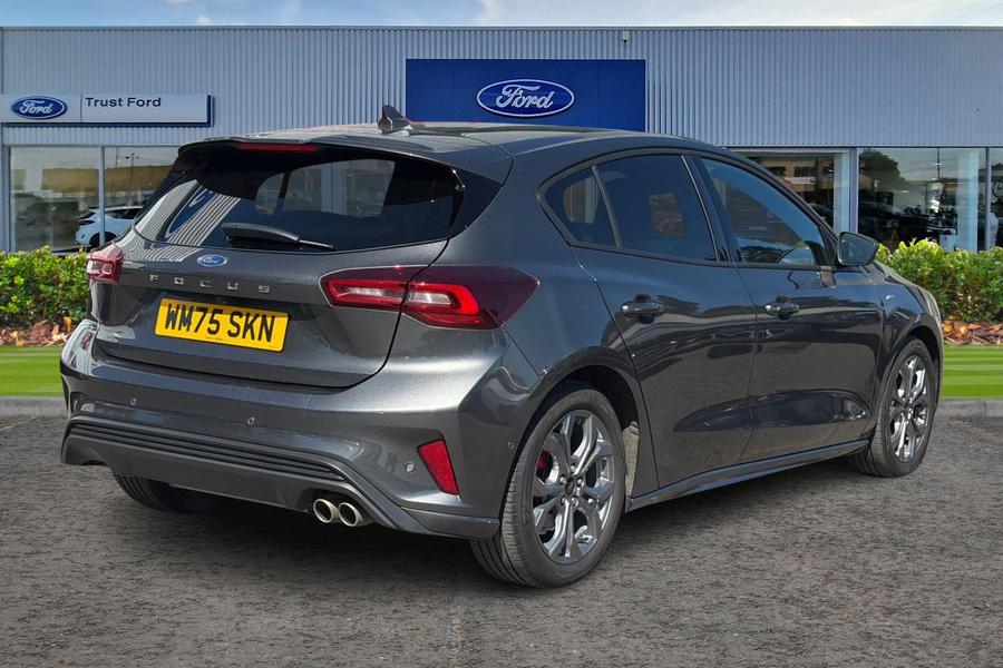 Ford FOCUS Photo autoimg-e0605296e81aa30ab766534baa121c0a086e3f9a.jpg