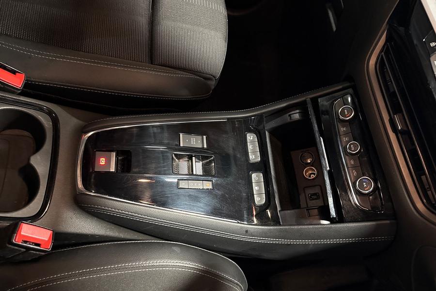 Vauxhall GRANDLAND Photo autoimg-e062aa9ecdae1c956715335d6135f31518fefb15.jpg