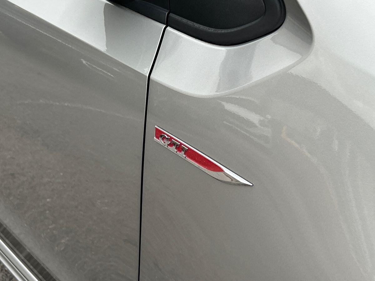 Volkswagen up! Photo autoimg-e062d93ae6277a057eed4b58d49849a47eeb204c.jpg