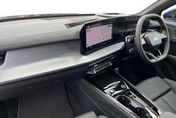 AUDI Q3 Photo 2