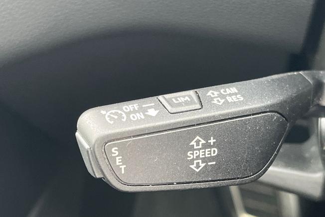 AUDI A6 Photo 26