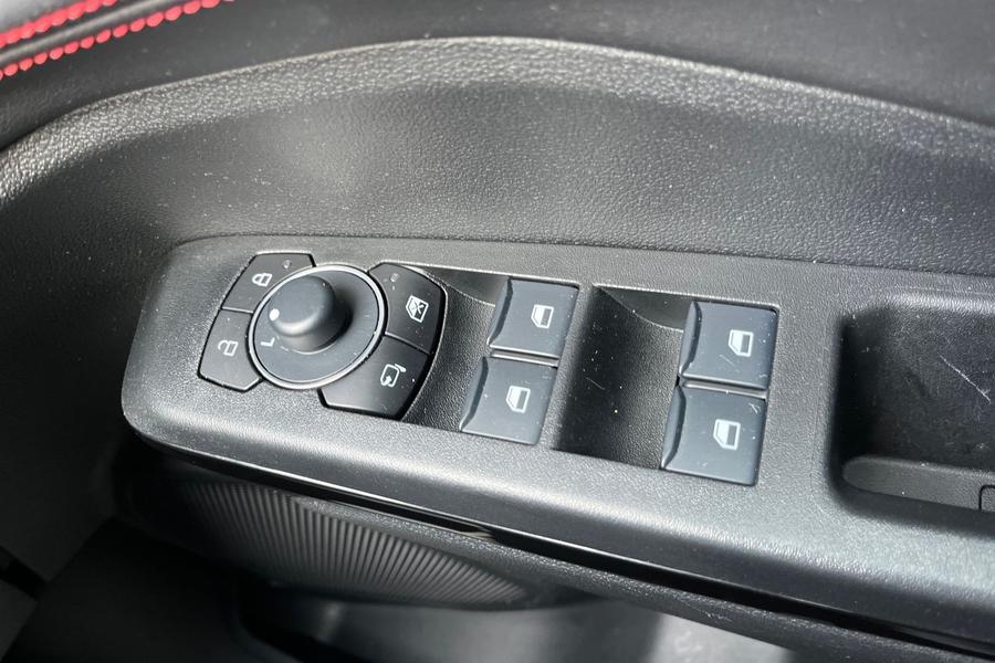 Ford PUMA Photo autoimg-e06dc786711b96c4bf7b8f0088209c13261aba9f.jpg