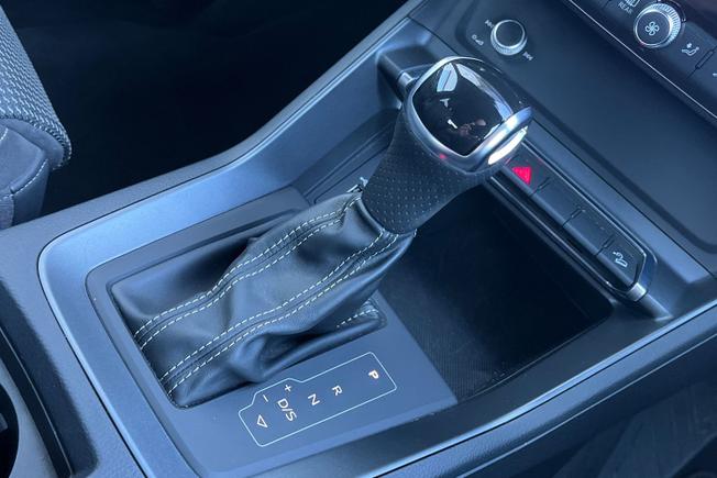 AUDI Q3 Photo 38