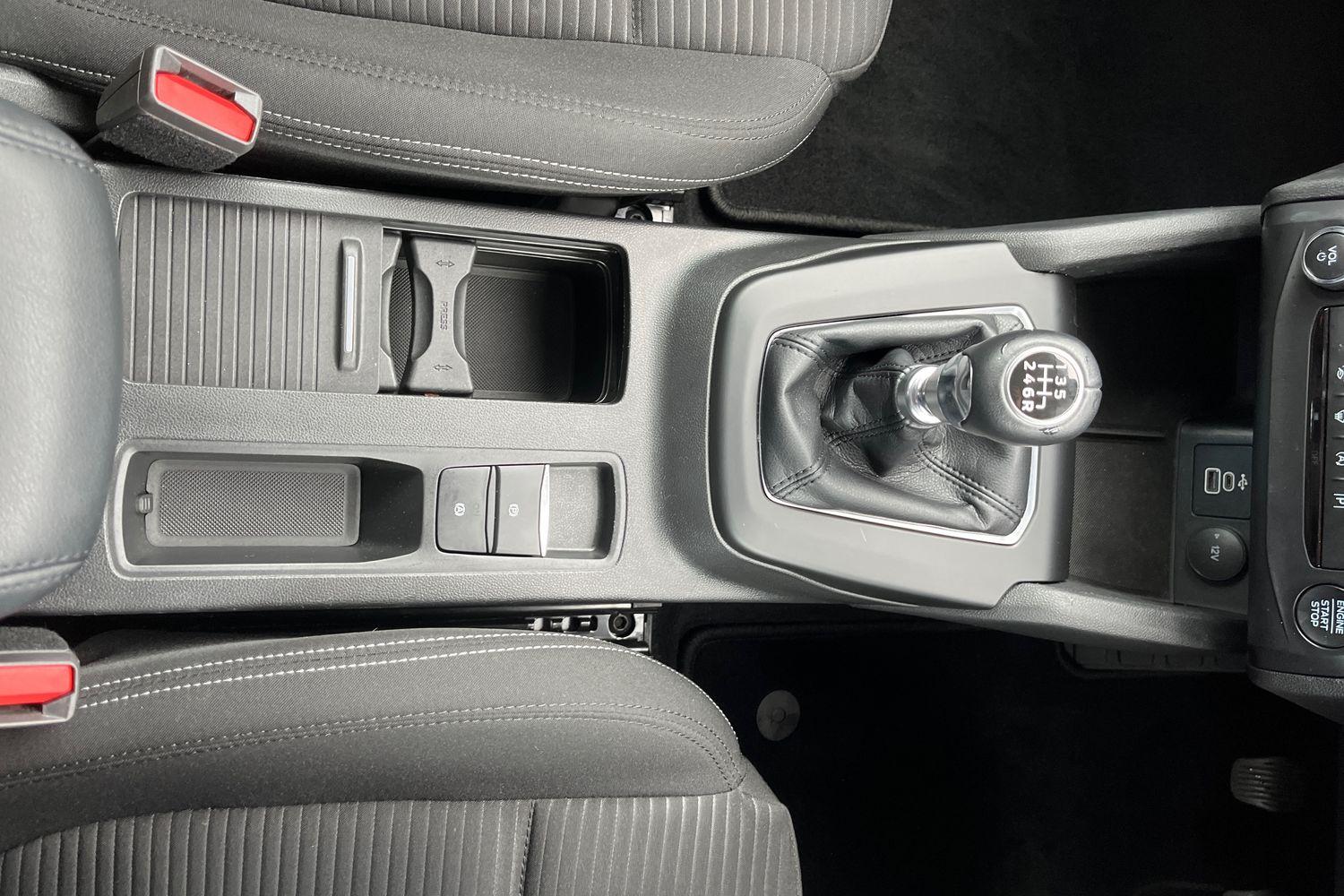 Ford FOCUS Photo 28