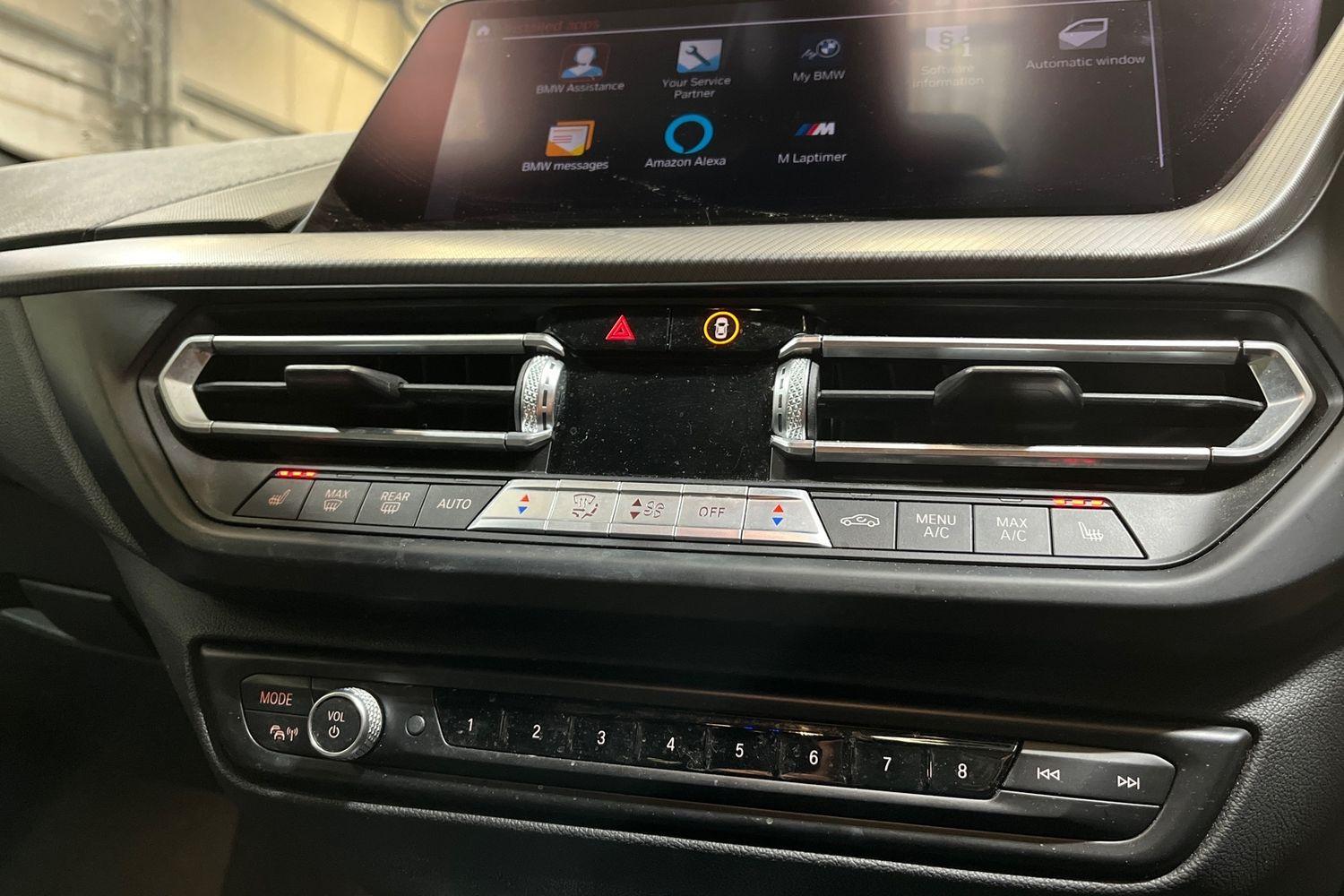 BMW 2 SERIES Photo 36