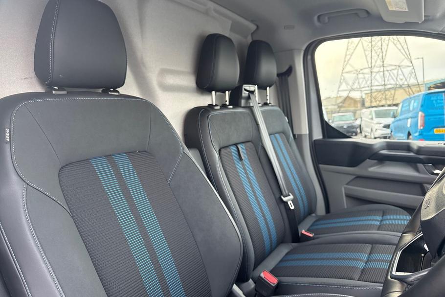 Used Ford TRANSIT CUSTOM 10