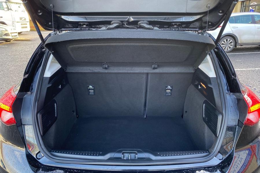 Ford FOCUS Photo autoimg-e0735b86da9293ea1b205be54f6649674314f45c.jpg