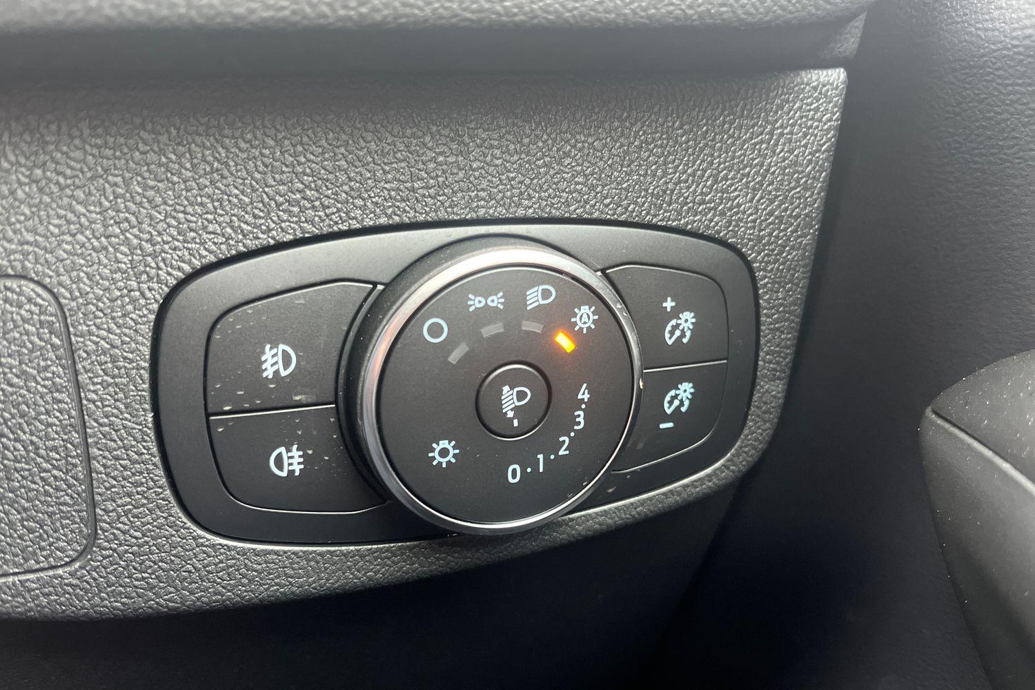Ford FOCUS Photo 37