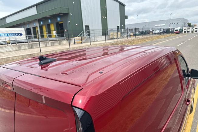 VOLKSWAGEN Caddy Photo 29