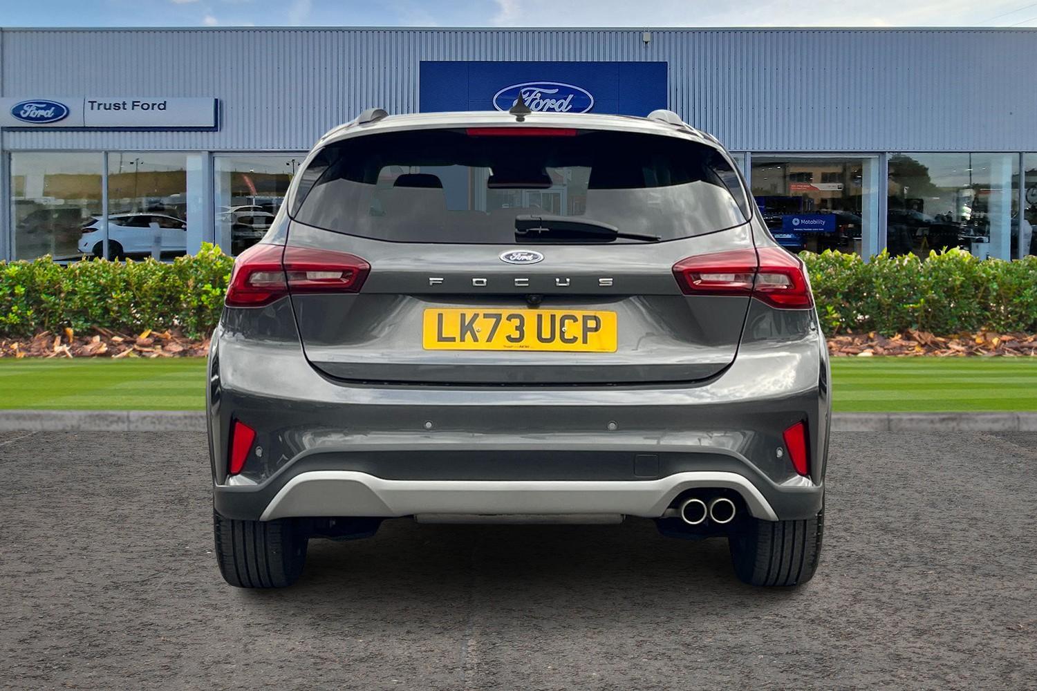 Ford FOCUS Photo 6