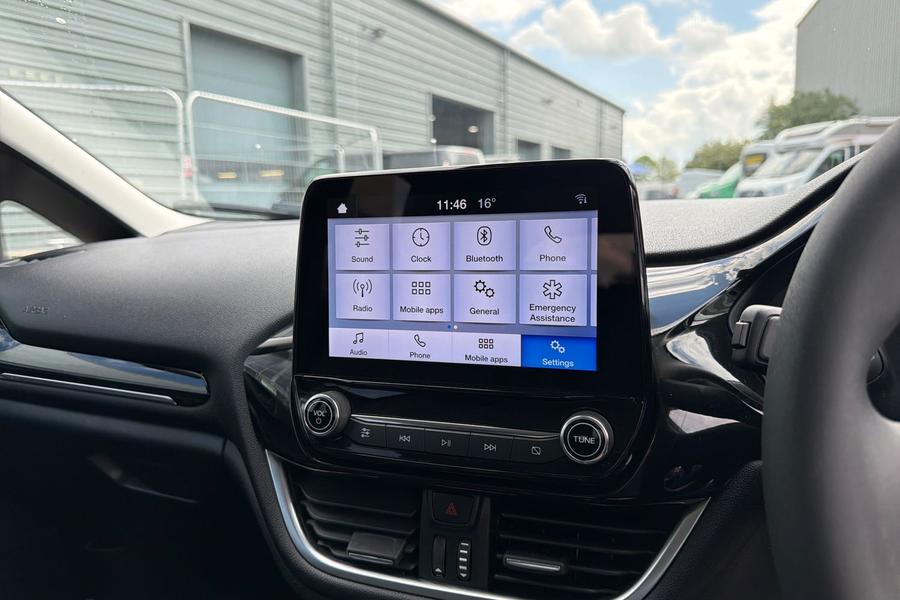 Ford FIESTA Photo autoimg-e07cd498c28e417d93f77e412a07a46359d3b867.jpg