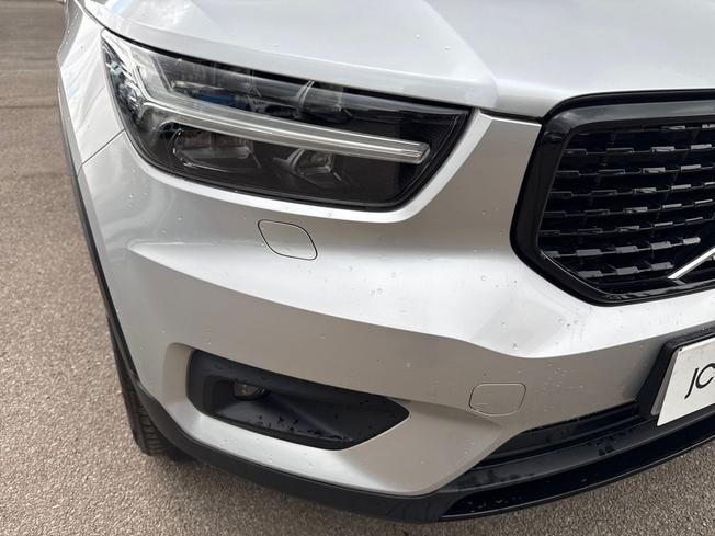 VOLVO XC40 Photo 19