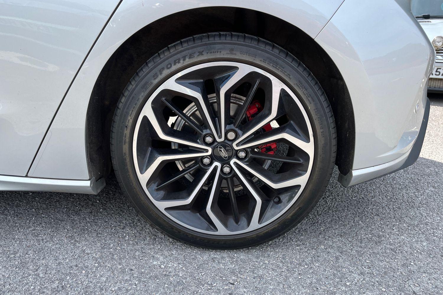 Ford Focus Photo 7