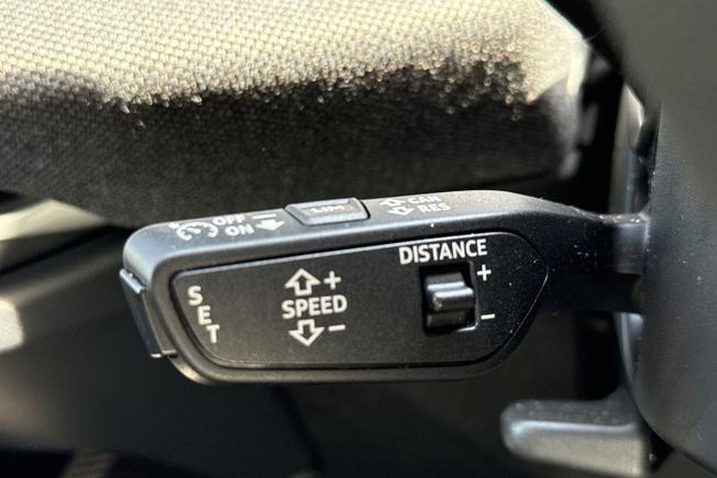 AUDI A6 Saloon Photo 34