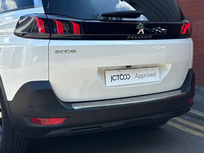 PEUGEOT 5008 Photo 33