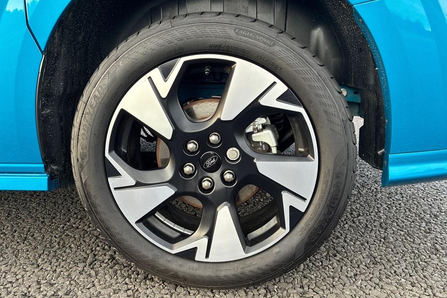 Ford Transit Custom Photo autoimg-e0882bc8dd2b29f5a747a6c0c7b4c41acb5ef365.jpg