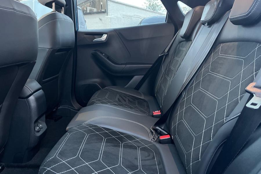 Ford PUMA Photo autoimg-e088aa1f246cc40276eda5a2ad41b5d22331d2d6.jpg