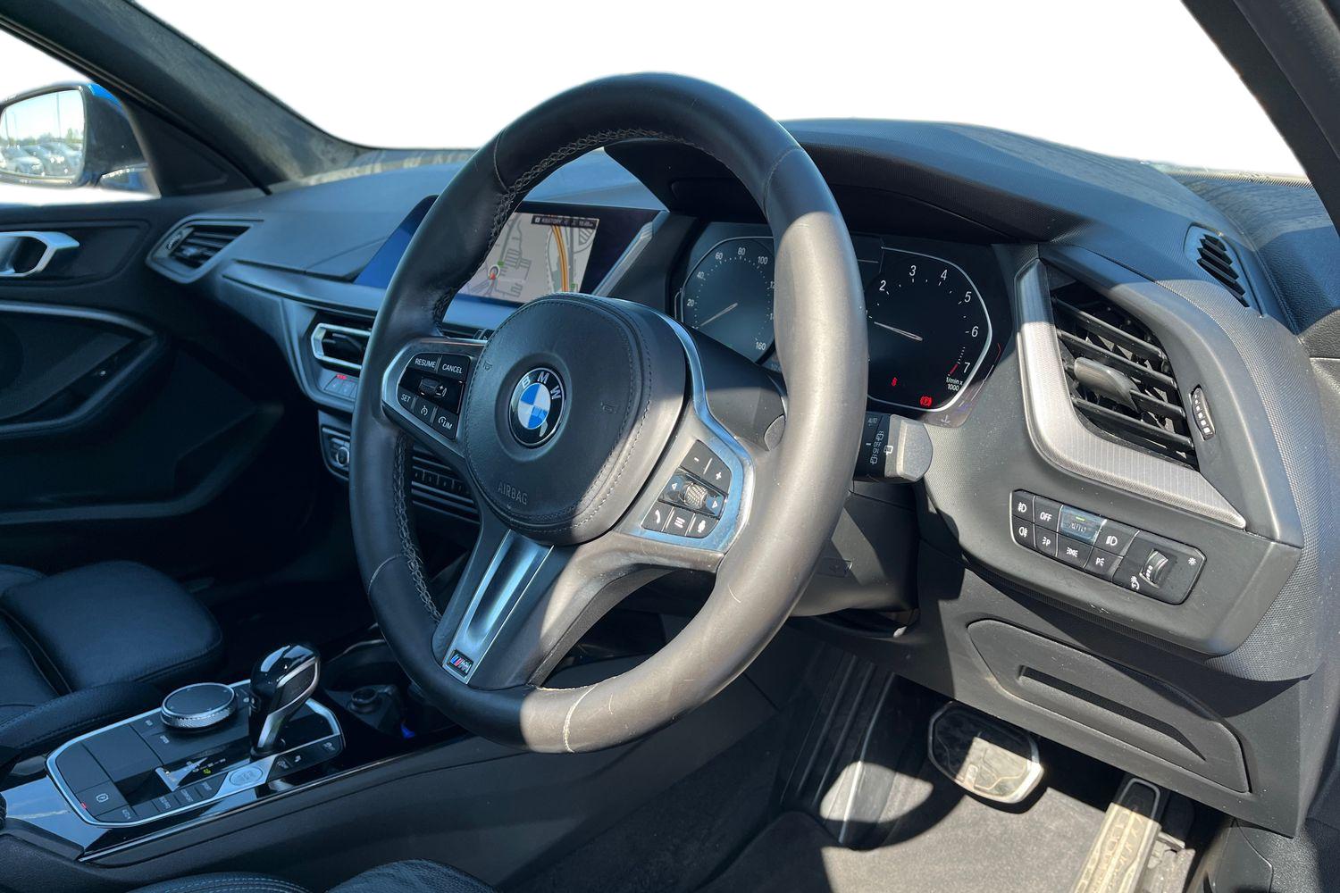BMW 1 Series Photo 8