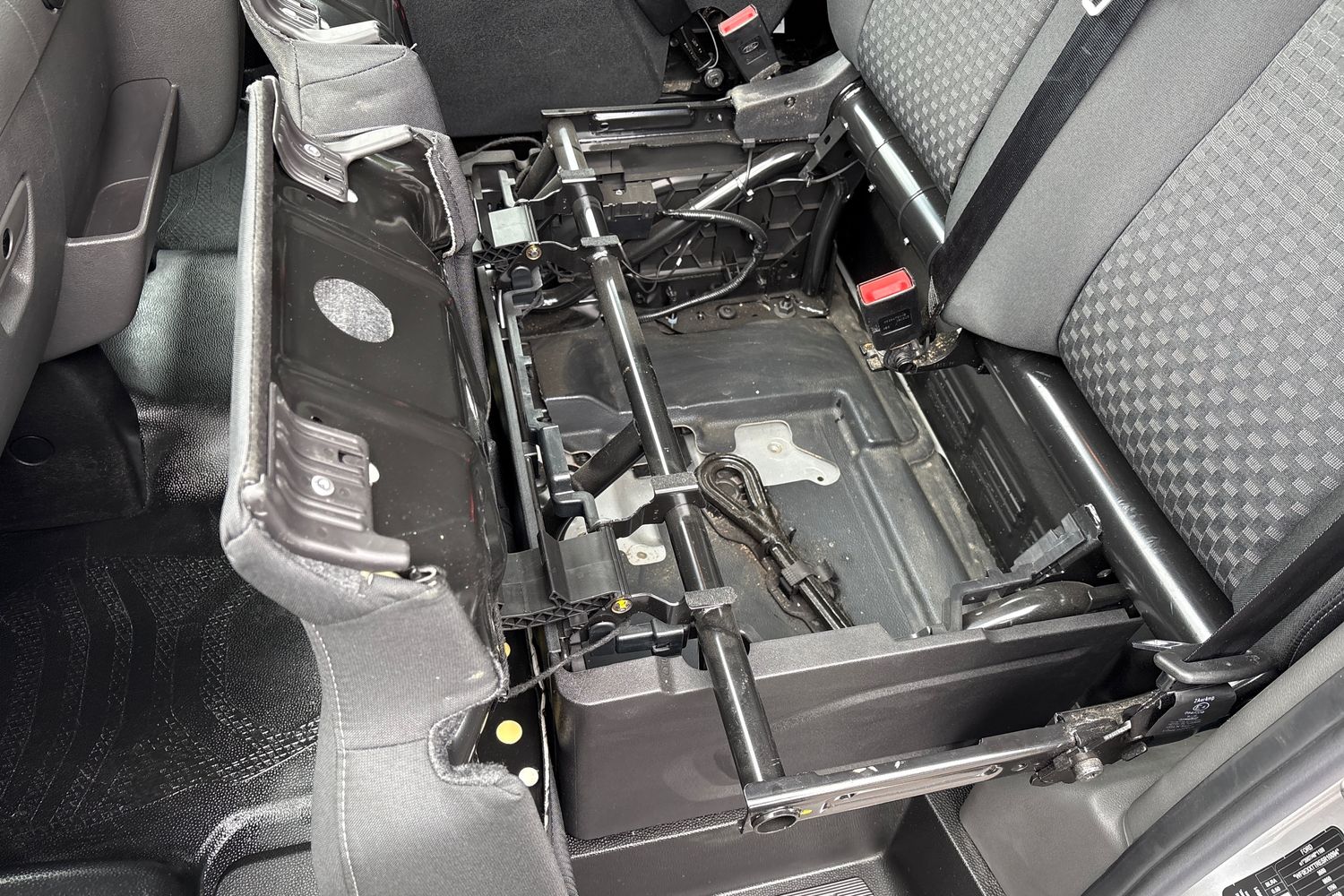 Ford Transit Photo 23