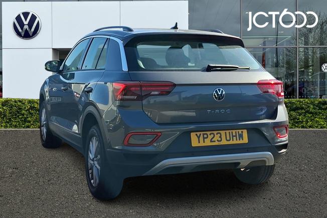 VOLKSWAGEN T-Roc Photo 3