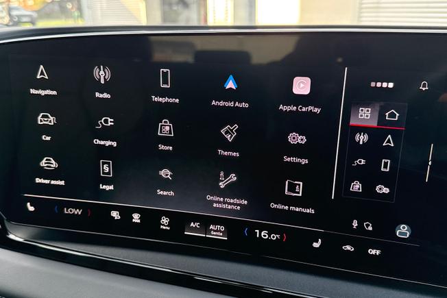 AUDI Q6 e-tron Photo 52