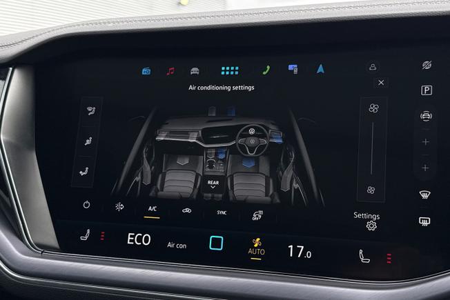 VOLKSWAGEN Touareg Photo 39