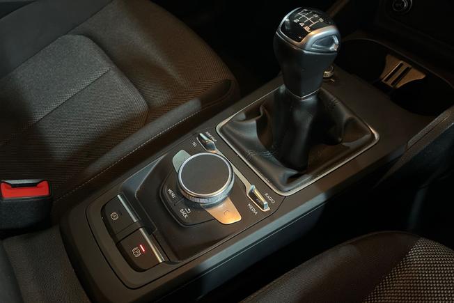 AUDI Q2 Photo 24