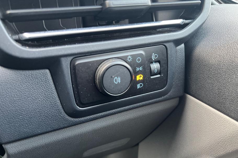 Used Ford TRANSIT CUSTOM WO25UJD 21