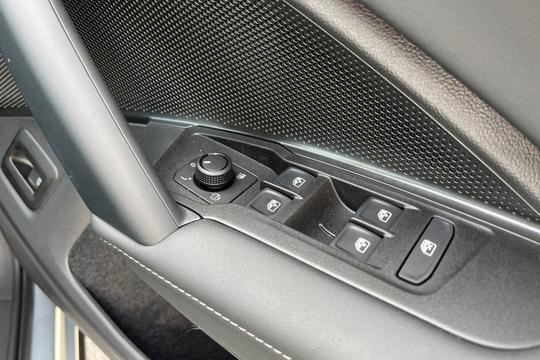 Volkswagen Tiguan Photo autoimg-e09d5aaa79fed1f5404204977c7996f83957cae6.jpg