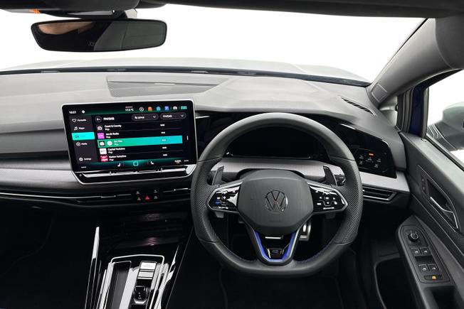 VOLKSWAGEN Golf Photo 11