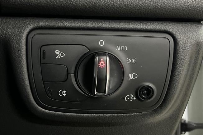 AUDI A6 Avant Photo 24