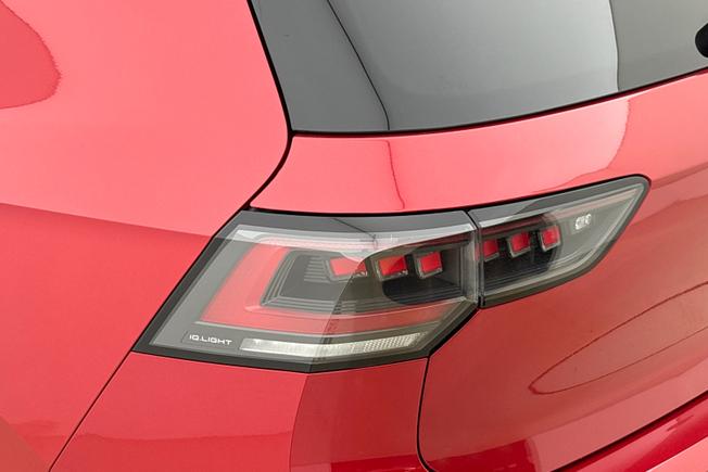 VOLKSWAGEN Golf Photo 18