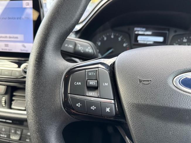 FORD Fiesta Photo 16